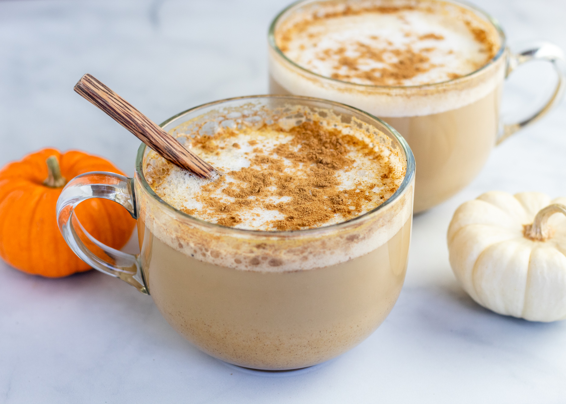 Pumpkin Spice Oat Latte - Cook With Candy