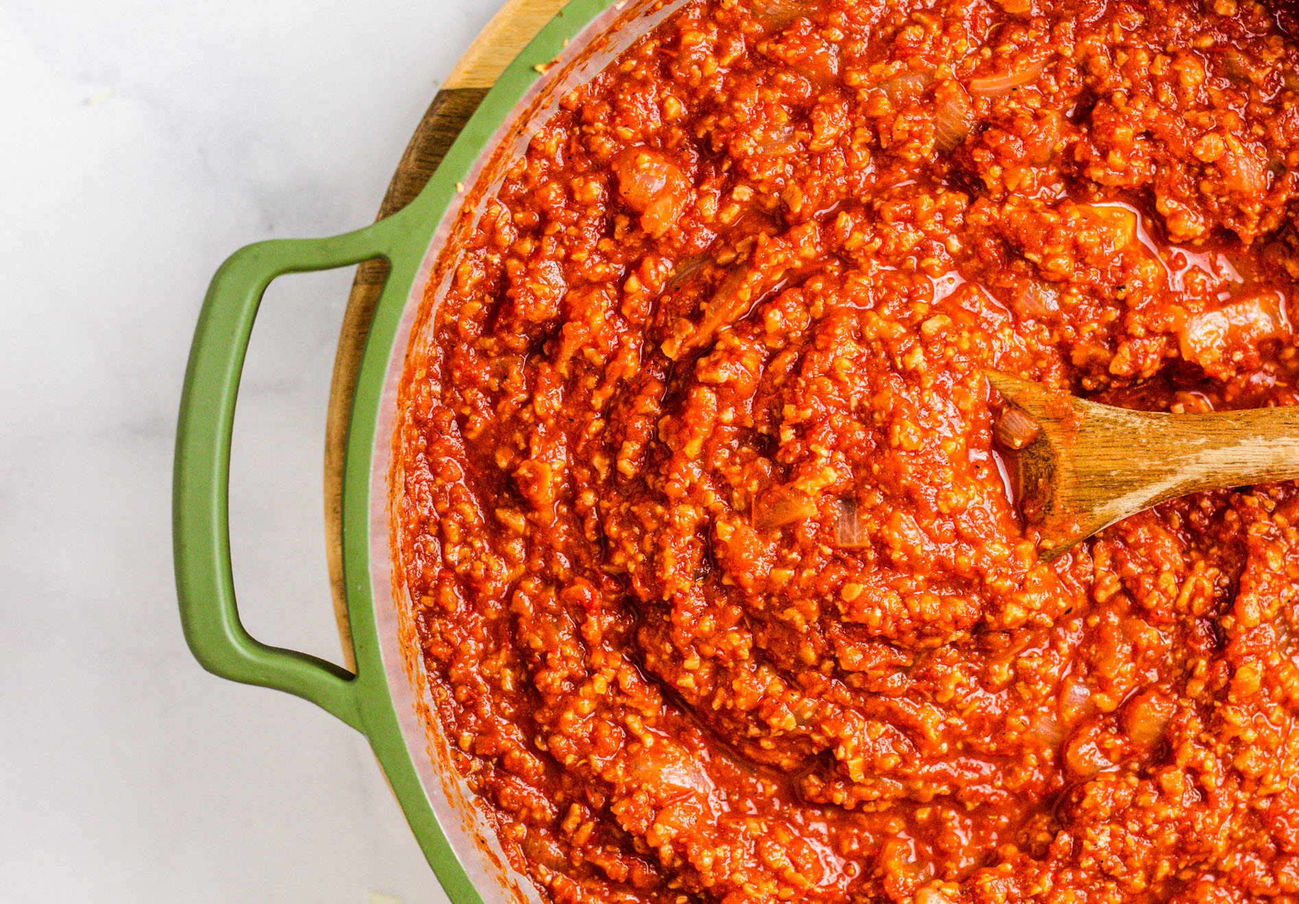 Simple Vegan Bolognese spaghetti sauce