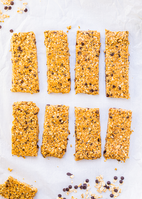 Peanut Butter Chocolate Chip Bars vegan, gluten free, no bake, granola