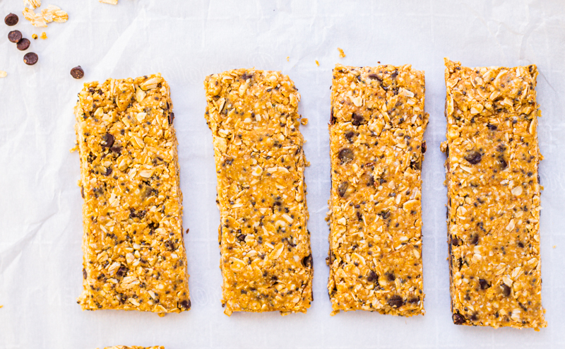 Peanut Butter Chocolate Chip Bars vegan, gluten free, no bake, granola