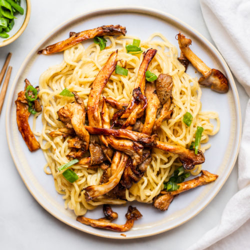 easy mushroom ramen noodles recipe vegan plantbased asian oyster mushrooms green onion garlic butter noodles